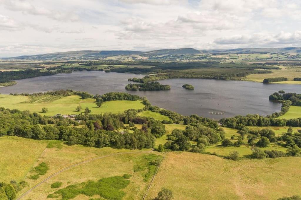 The Mews - A Cottage With A Spectacular Lake View Port Of Menteith Exterior photo
